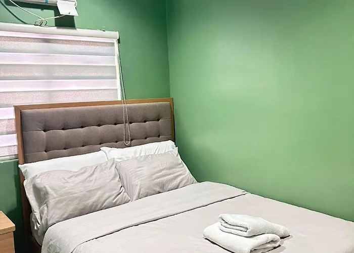 One Bedroom Unit Near Oakridge 만다웨 시